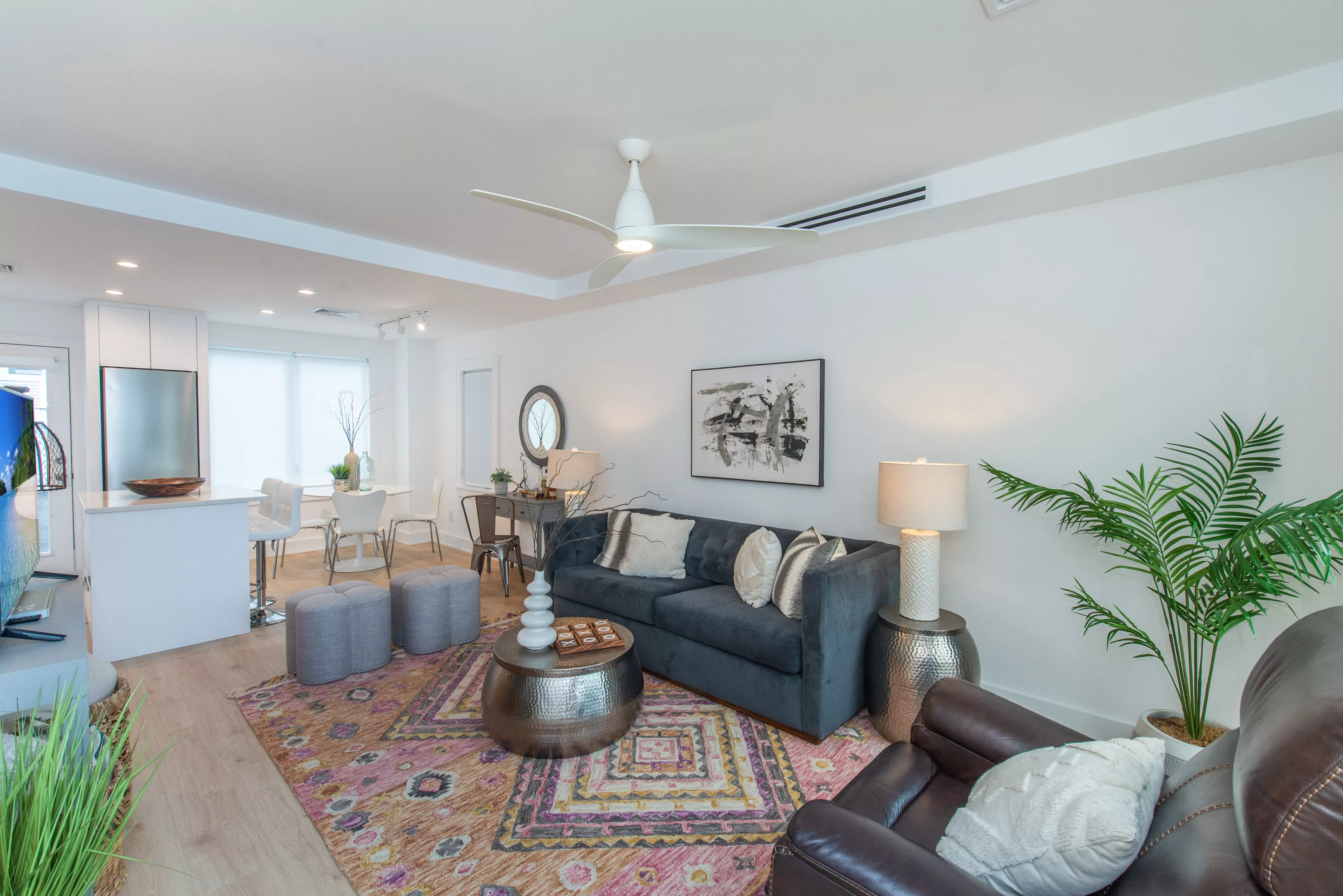 21 Meade St, West Orange